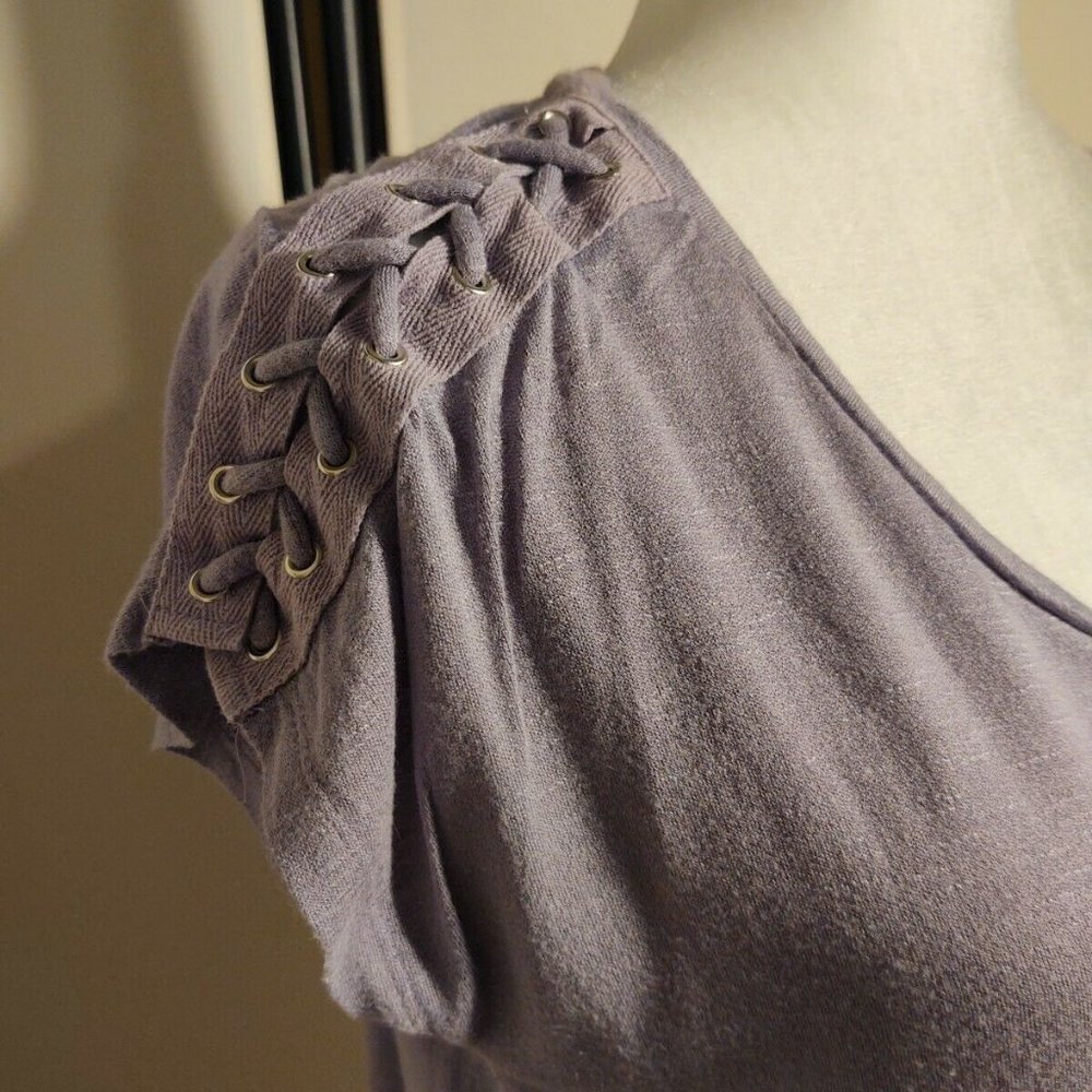 Pink Republic Lavender Purple High Low Top - M